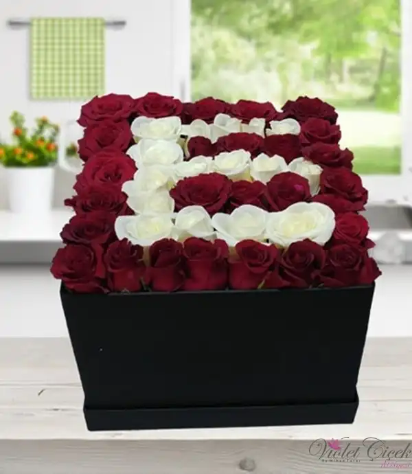 Özel Kutuda Harf Gül Tasarım